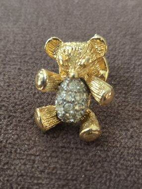 Golden Mouse Pin with Crystal Belly  Vintage. Perfect Condition